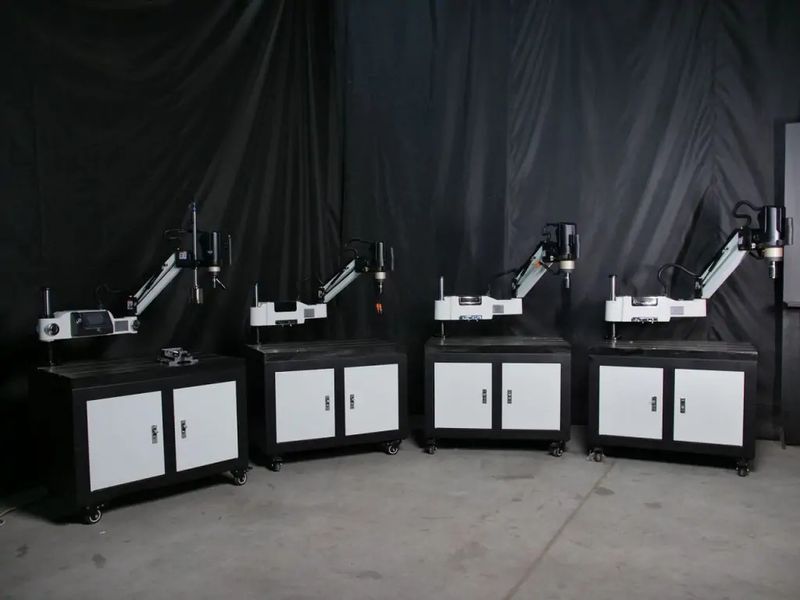 Резьбонарезной манипулятор MAST M-SR 12 со сверлильной функцией M-SR 12 фото